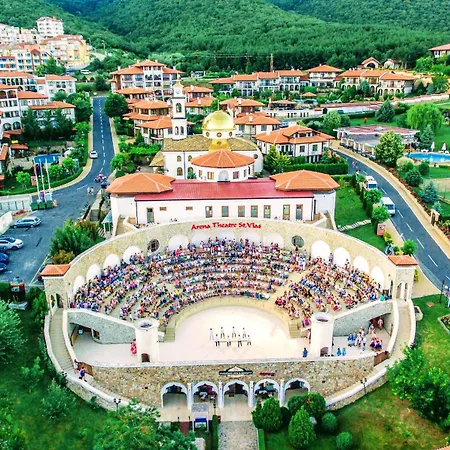 Elegant Artur スヴェティ・ヴラス