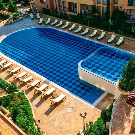 Elegant Artur スヴェティ・ヴラス