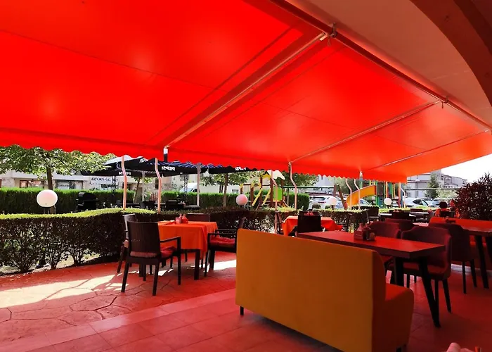 Elegant Artur スヴェティ・ヴラス